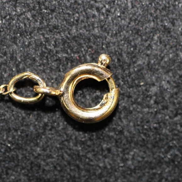 12KGF Yellow Gold Filled Chain, faux Pearl Pendant - Picture 7 of 8